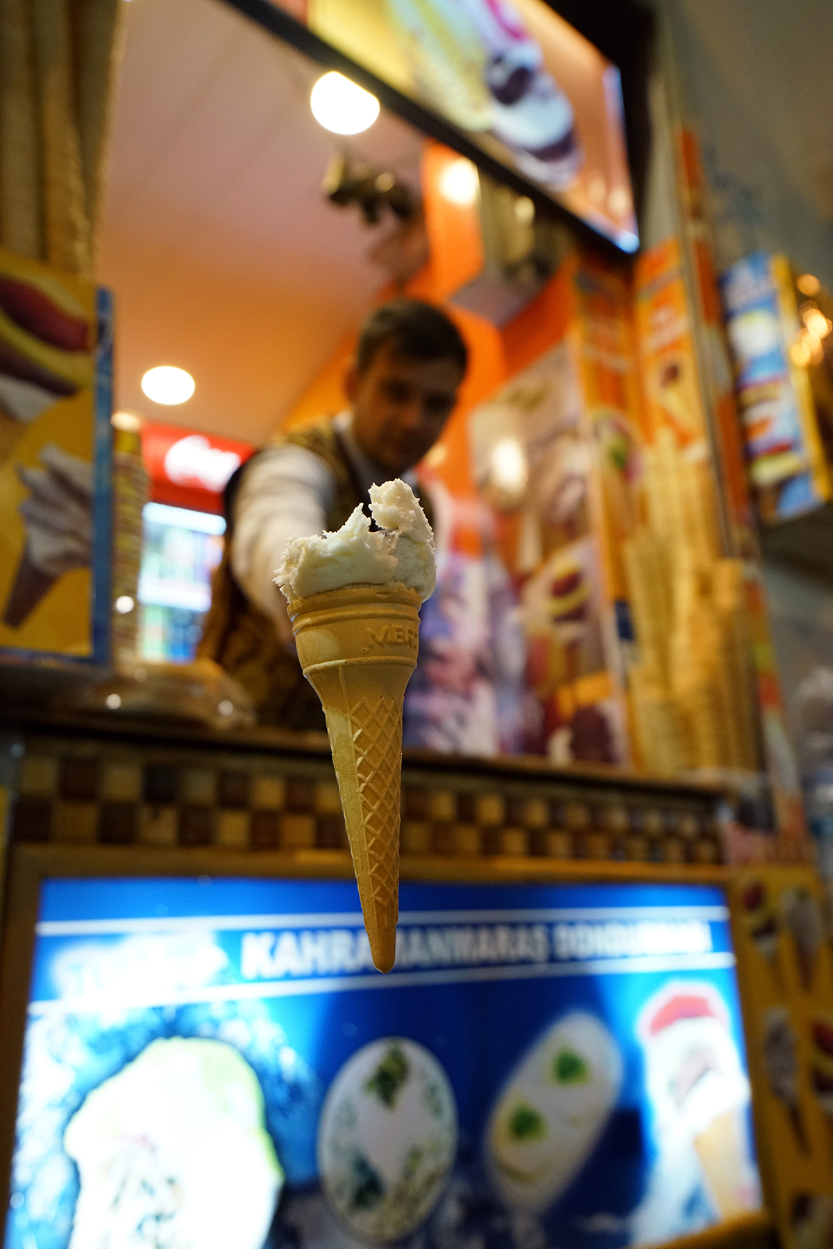 #343 —Beyoğlu –
Maraş-style ice cream vendor.
